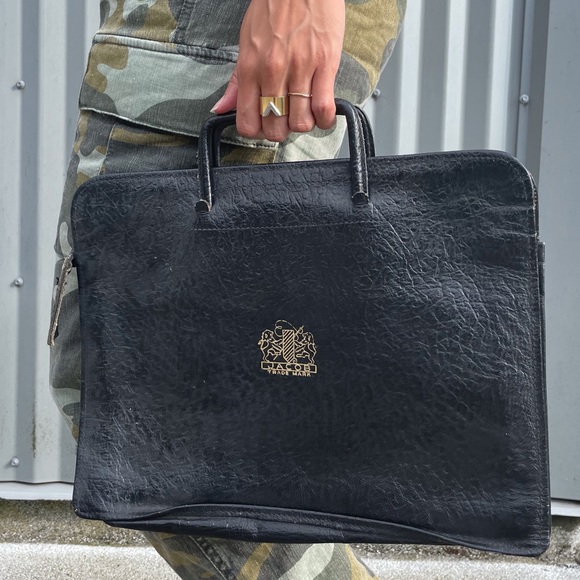 🔥Vintage Black Leather Jacob Trademark Slim briefcase with handles 🔥 - Picture 2 of 3